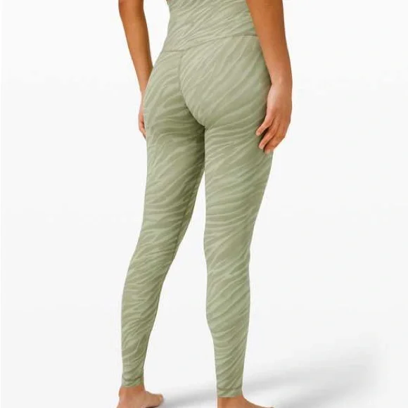 Lululemon Align Super High Rise Pant - Picture 2 of 4